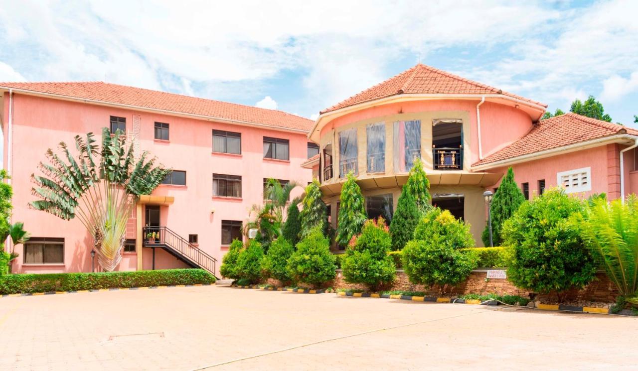 Sapphire Hotel Entebbe Kigo Kajansi Eksteriør bilde