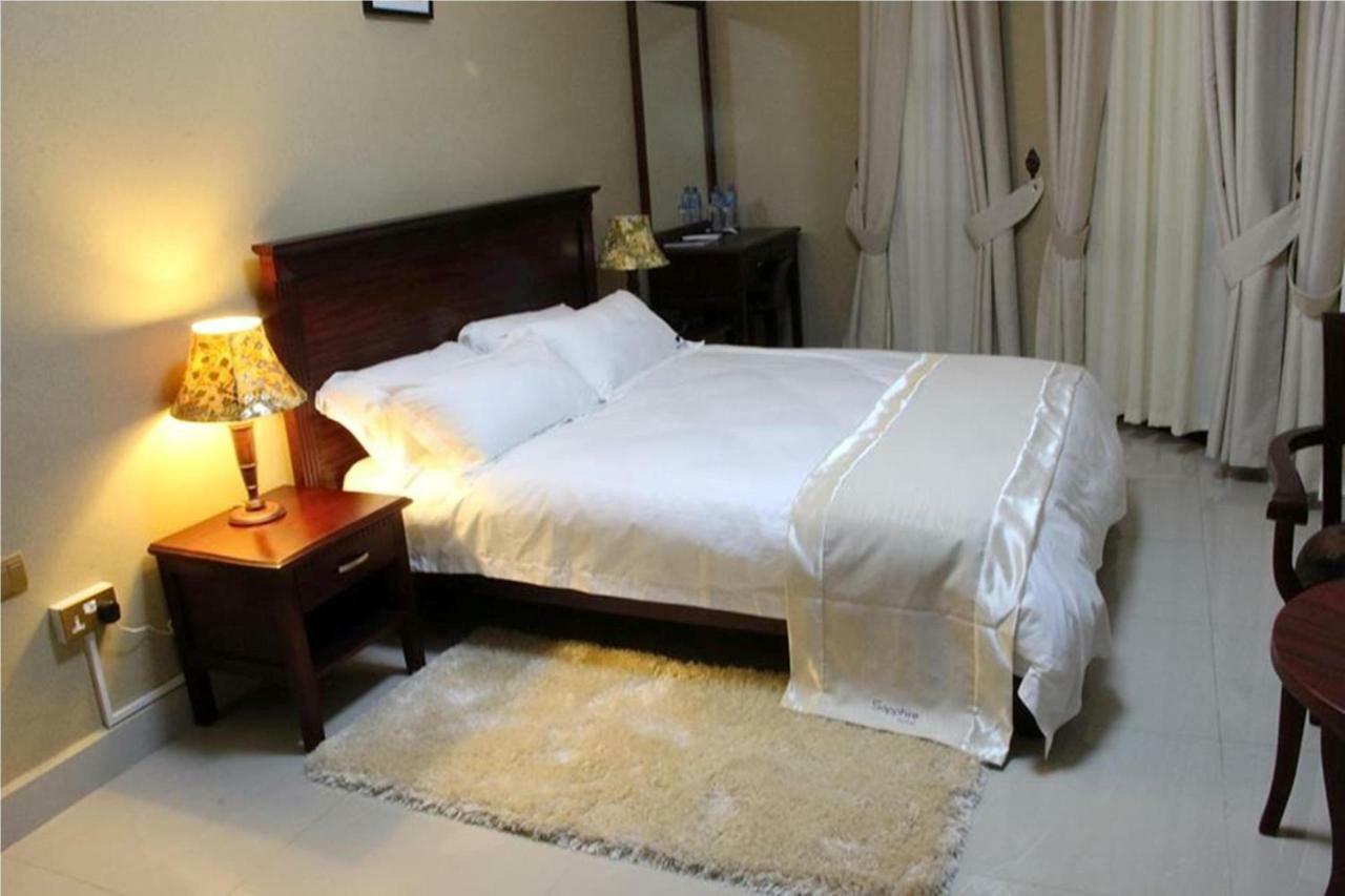 Sapphire Hotel Entebbe Kigo Kajansi Eksteriør bilde